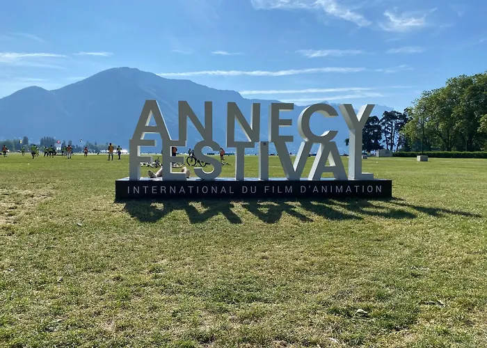 Annecy Centre Et Lac Charmant Type 3 Terrasse