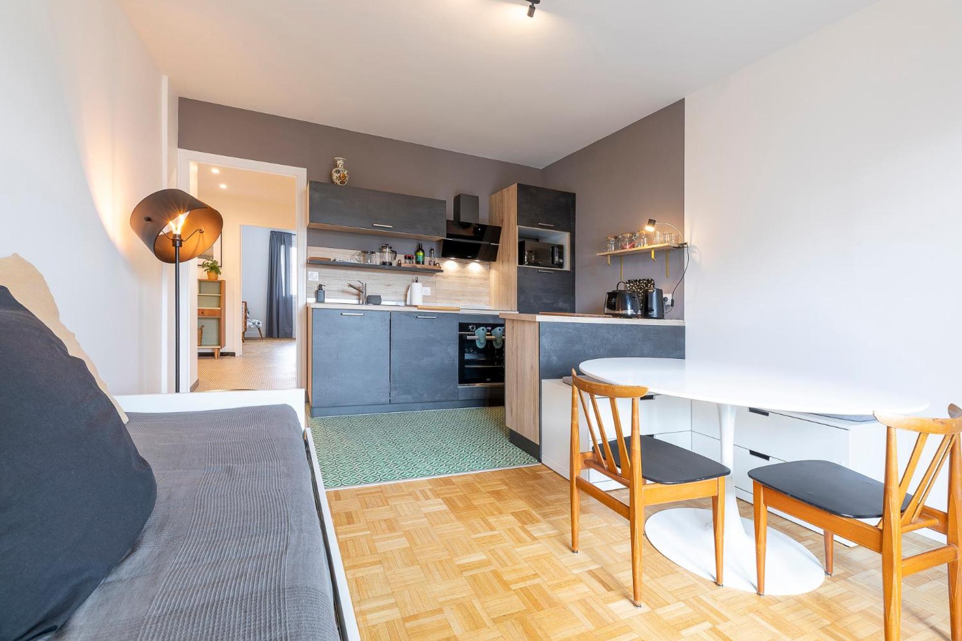 Appartement Centre Et Type 3 Terrasse *